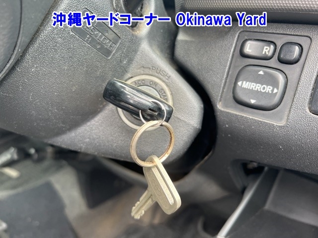 TOYOTA REGIUS ACE