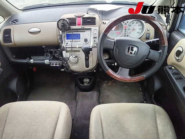 HONDA LIFE