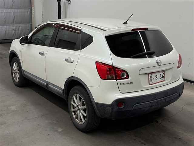 NISSAN DUALIS