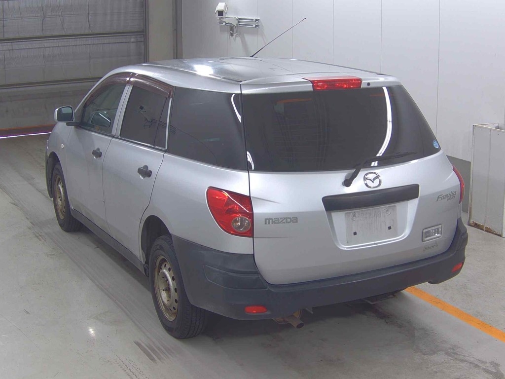 MAZDA FAMILIA