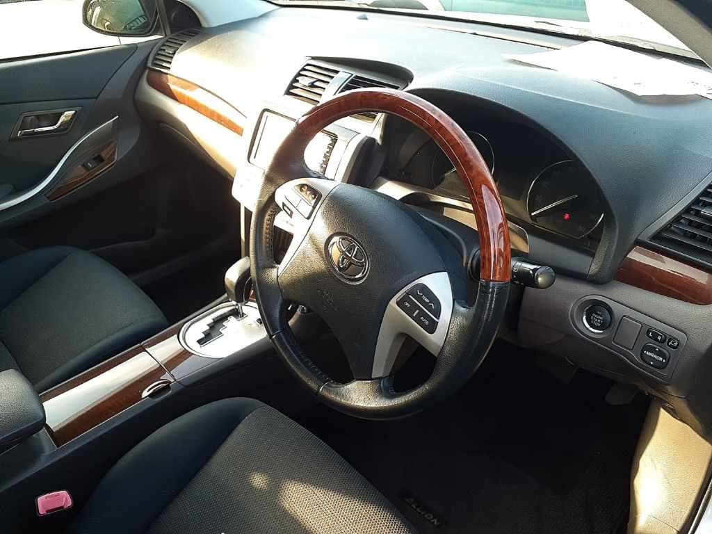 TOYOTA ALLION