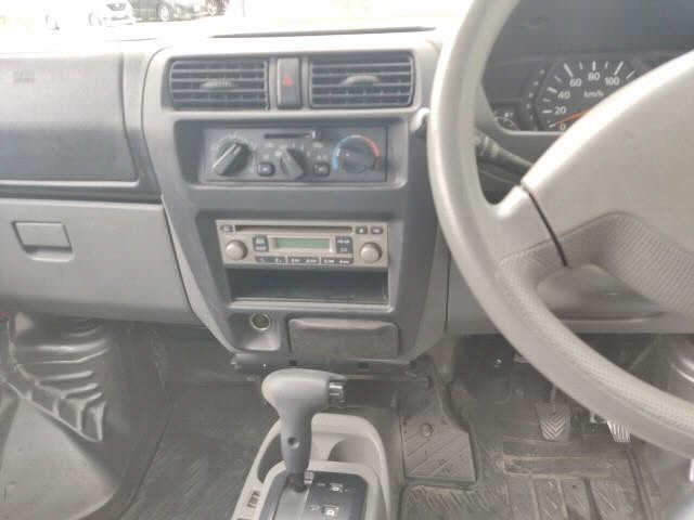 MITSUBISHI MINICAB
