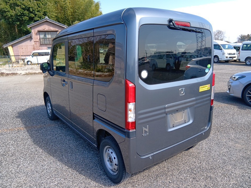 HONDA N-VAN