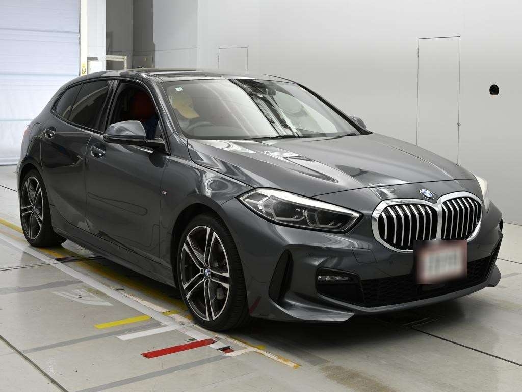 BMW 1-SERIES