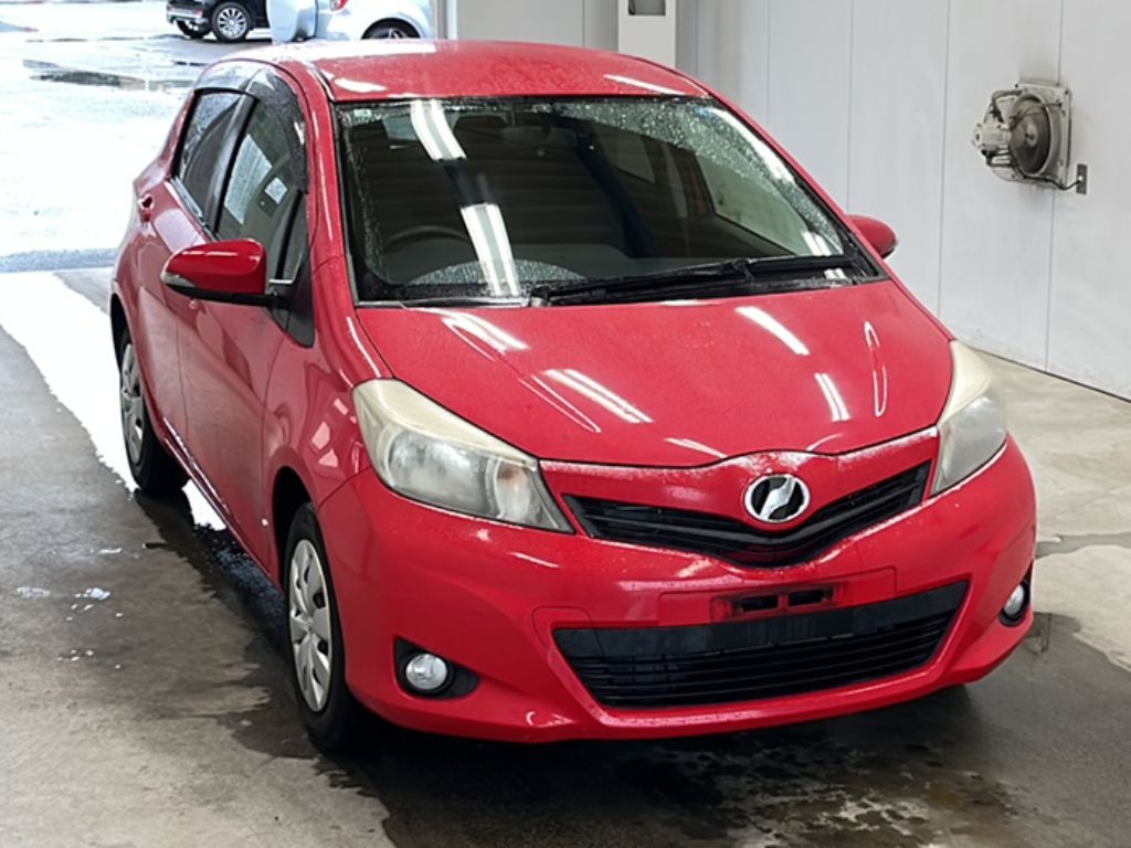 TOYOTA VITZ