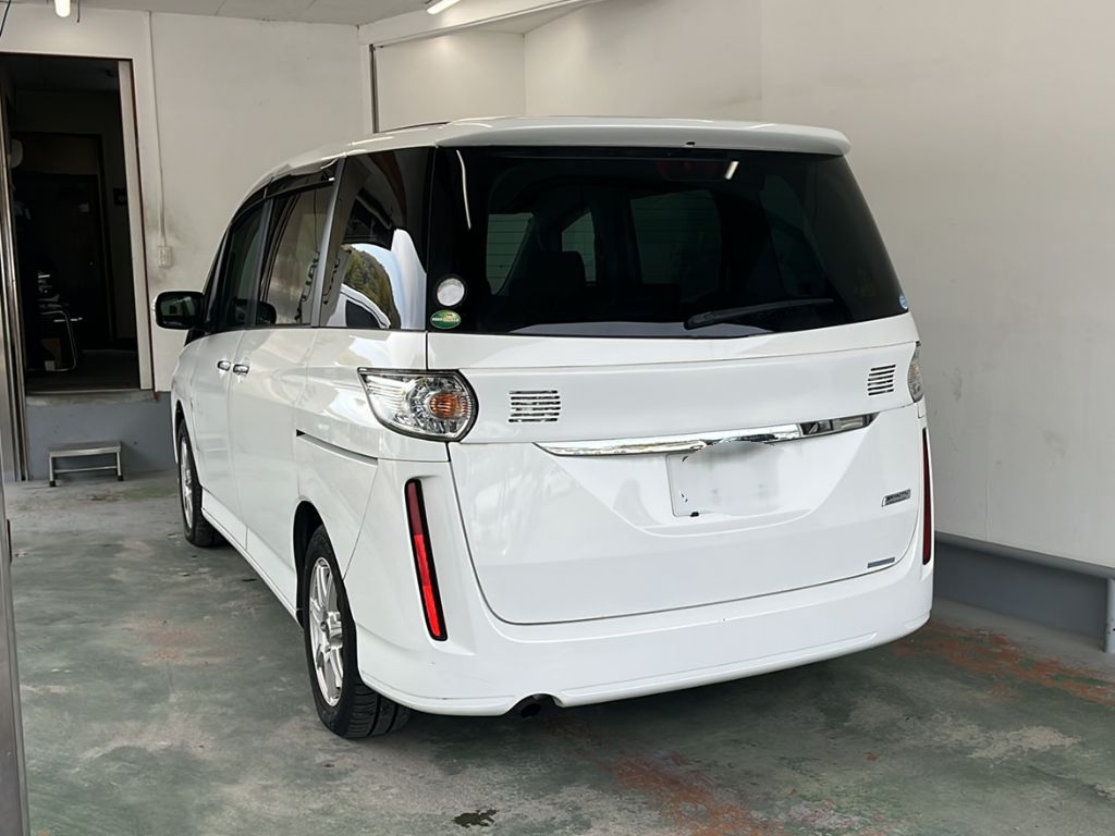 MAZDA BIANTE