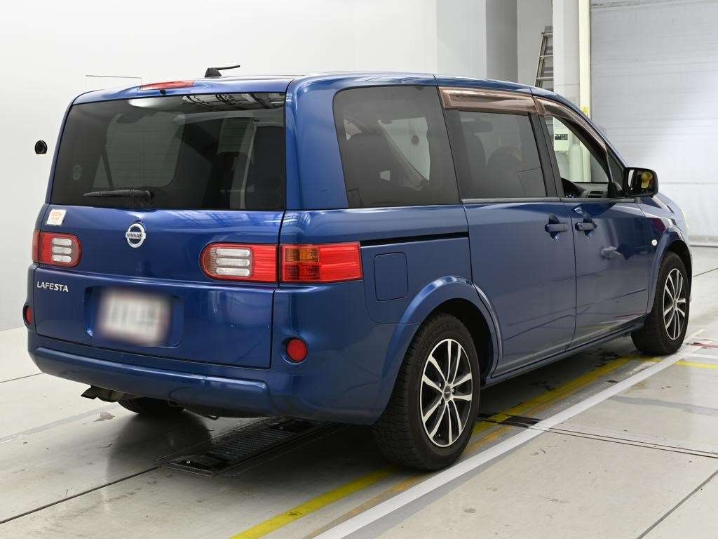 NISSAN LAFESTA