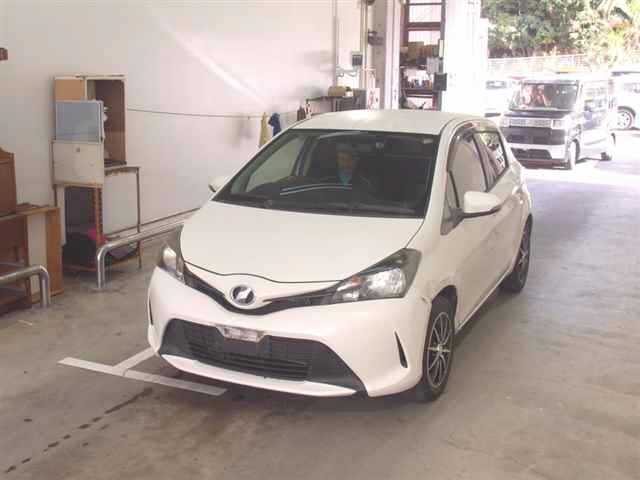TOYOTA VITZ