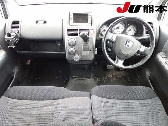 HONDA MOBILIO SPIKE