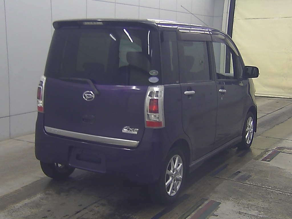 DAIHATSU TANTO EXE