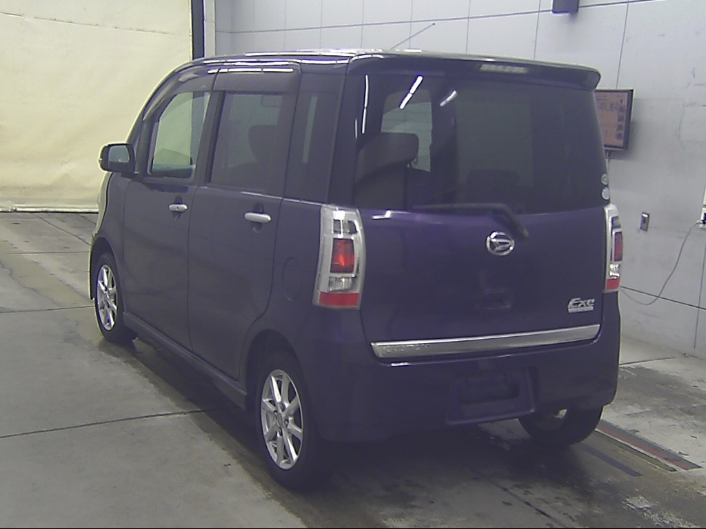 DAIHATSU TANTO EXE