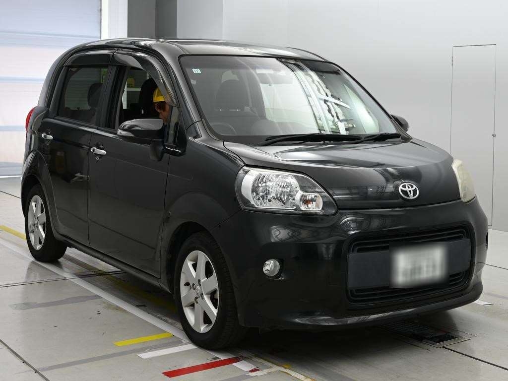 TOYOTA PORTE