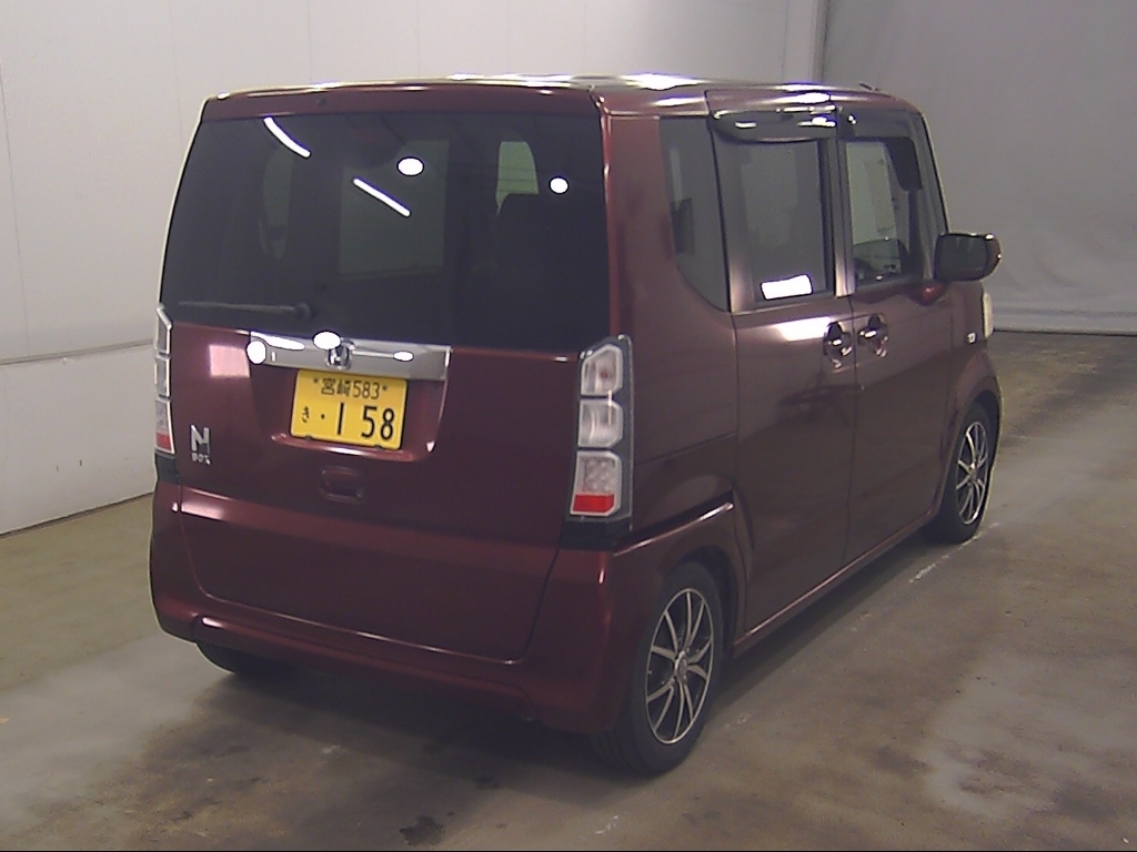 HONDA N-BOX