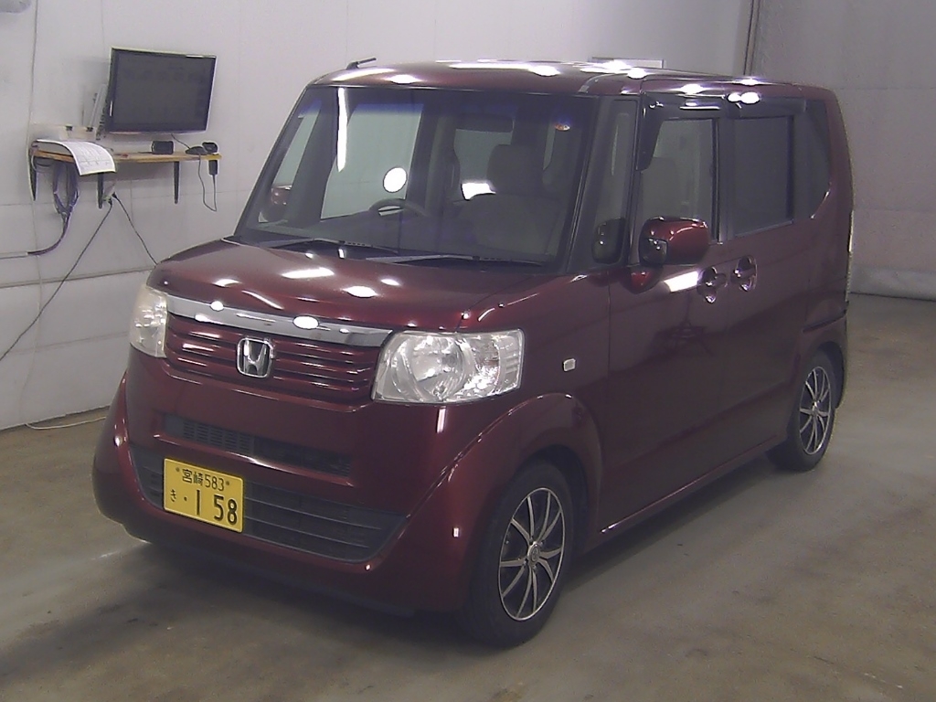 HONDA N-BOX