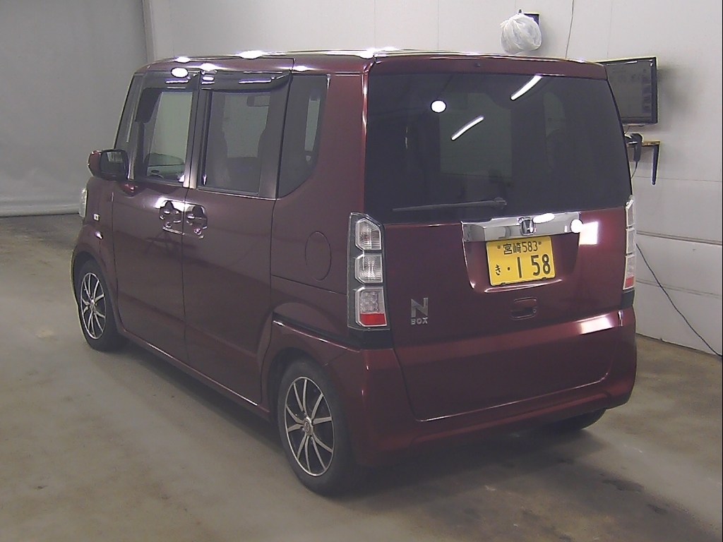 HONDA N-BOX