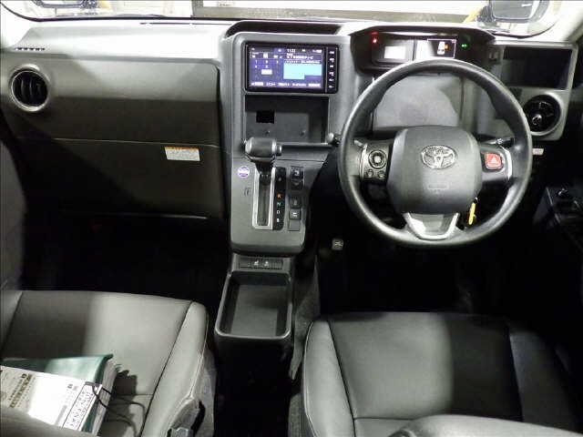 TOYOTA JPN TAXI