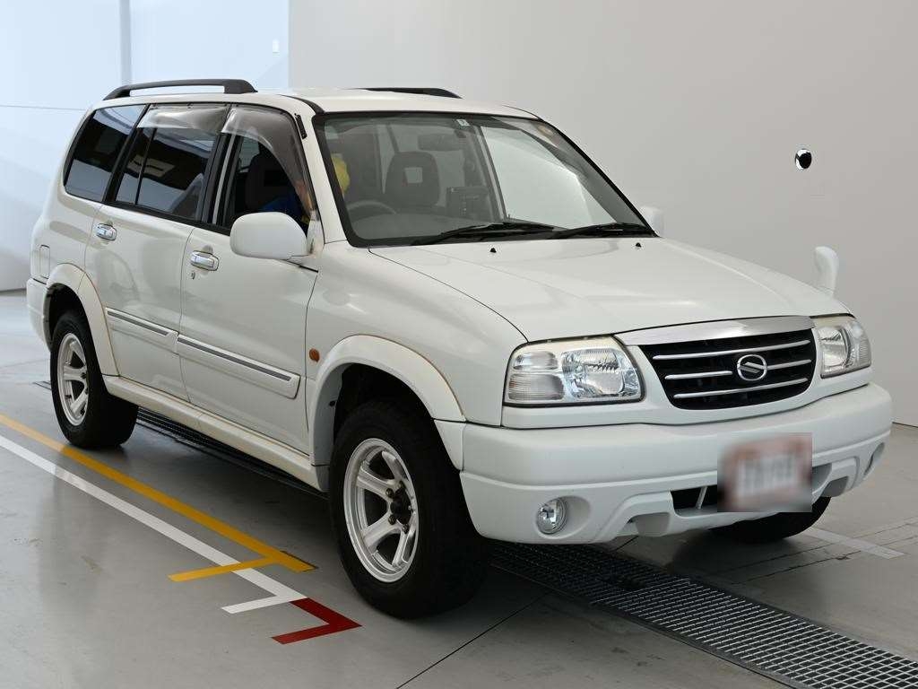 SUZUKI GRAND ESCUDO