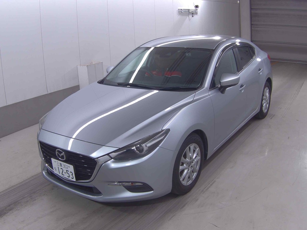 MAZDA AXELA