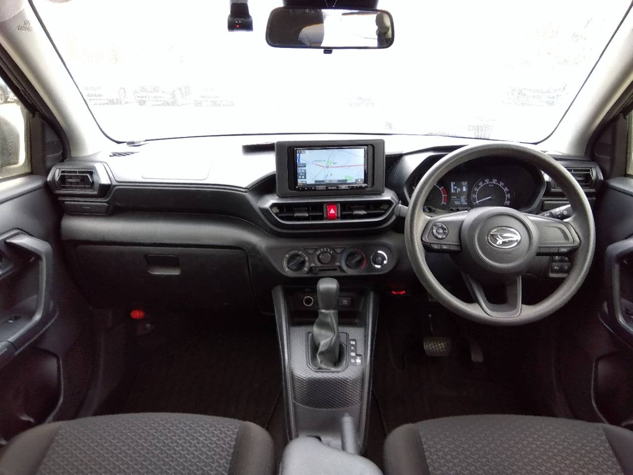 DAIHATSU ROCKY