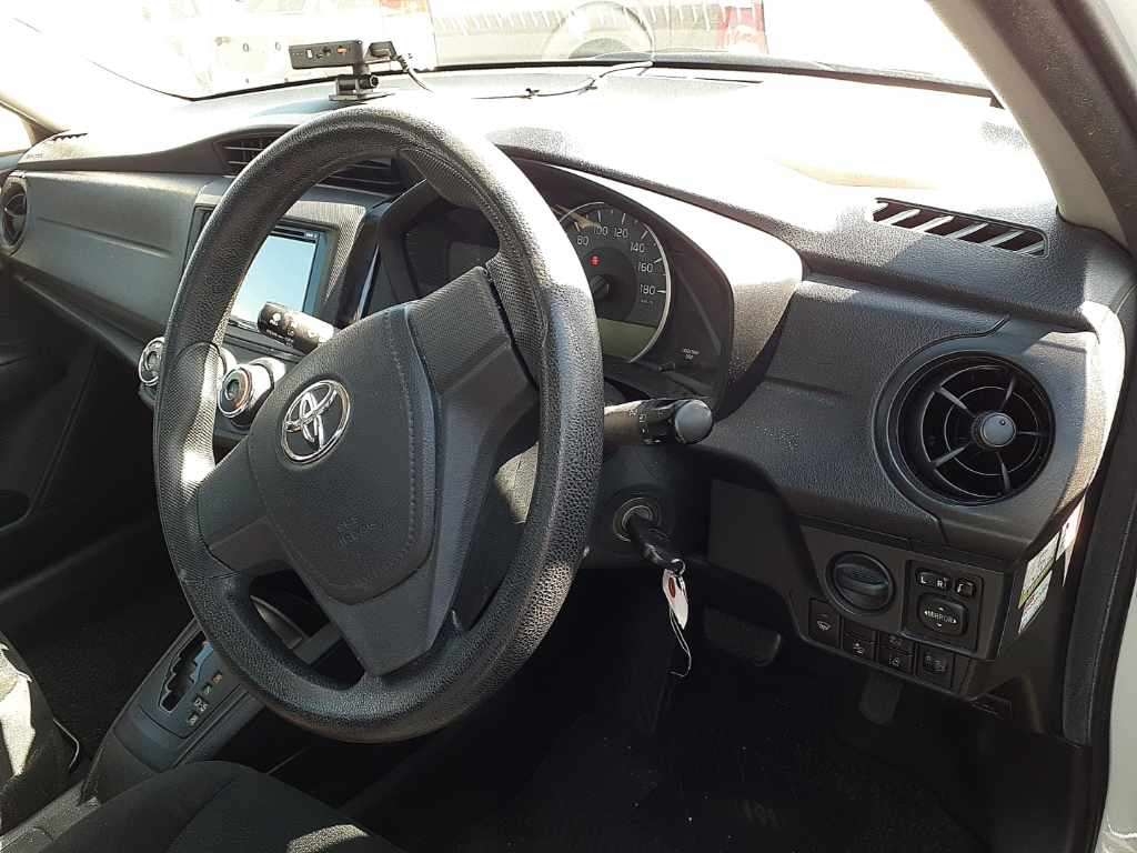 TOYOTA COROLLA AXIO