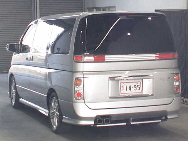 NISSAN ELGRAND