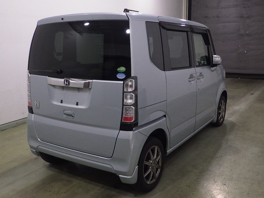 HONDA N-BOX