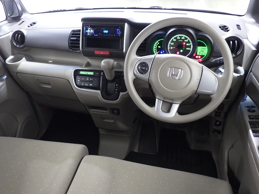 HONDA N-BOX