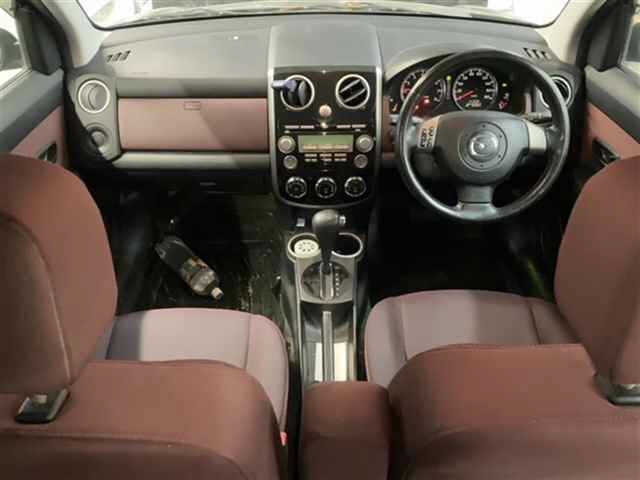 MAZDA VERISA
