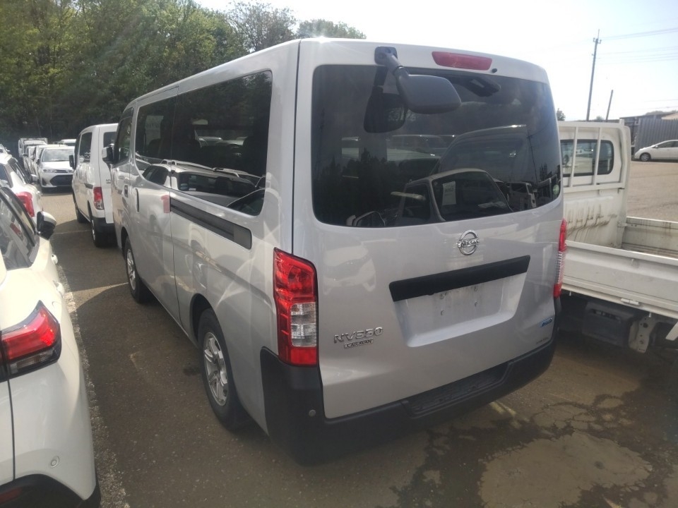 NISSAN NV350 CARAVAN