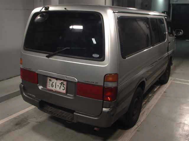 TOYOTA REGIUS ACE