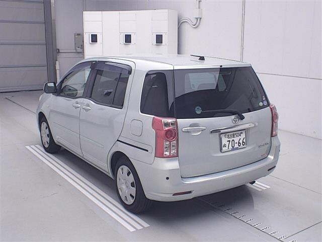 TOYOTA RAUM