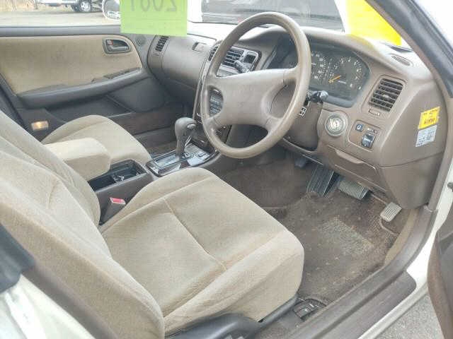 TOYOTA MARK II