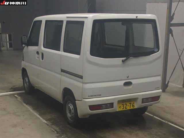 MITSUBISHI MINICAB