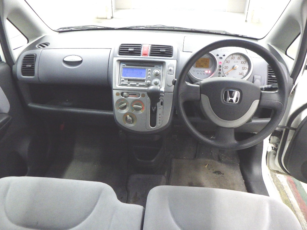 HONDA LIFE
