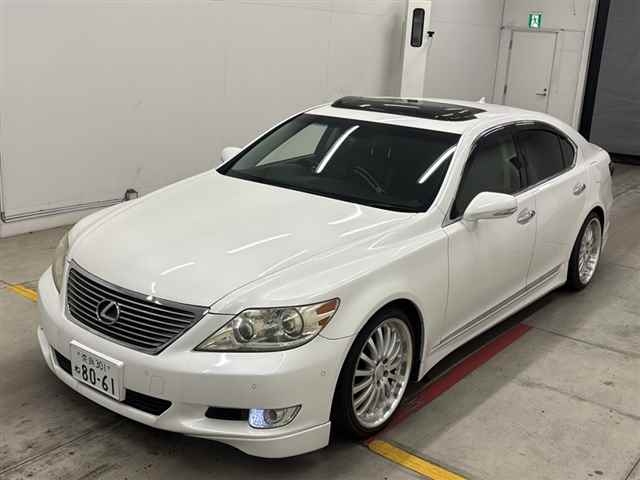 LEXUS LS460