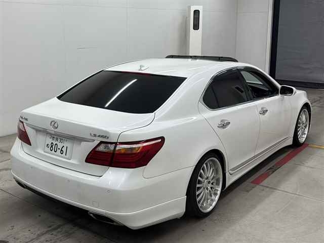 LEXUS LS460