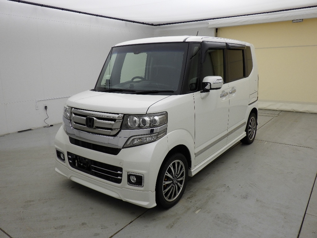HONDA N-BOX