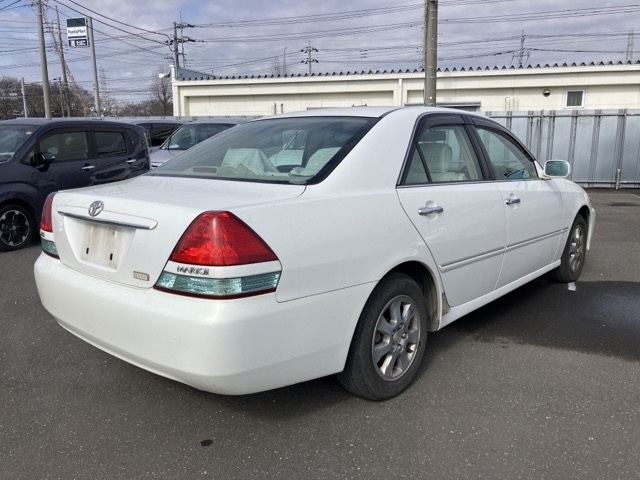 TOYOTA MARK II