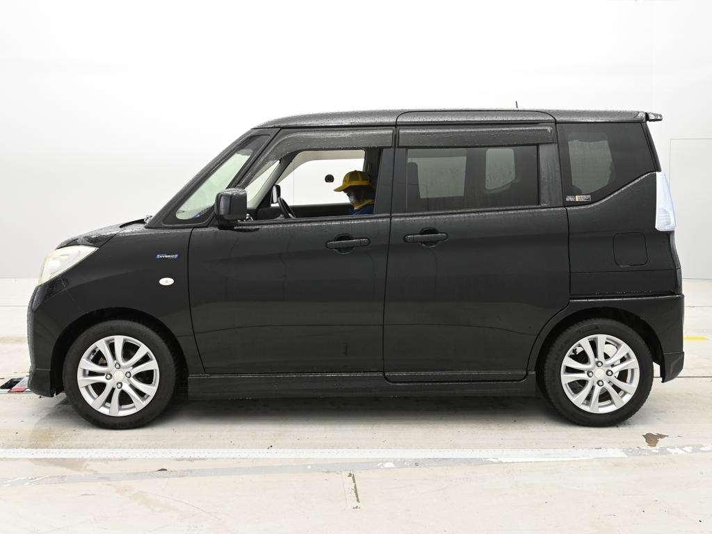 MITSUBISHI DELICA D:2