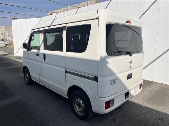 NISSAN NV100 CLIPPER