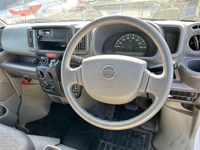 NISSAN NV100 CLIPPER