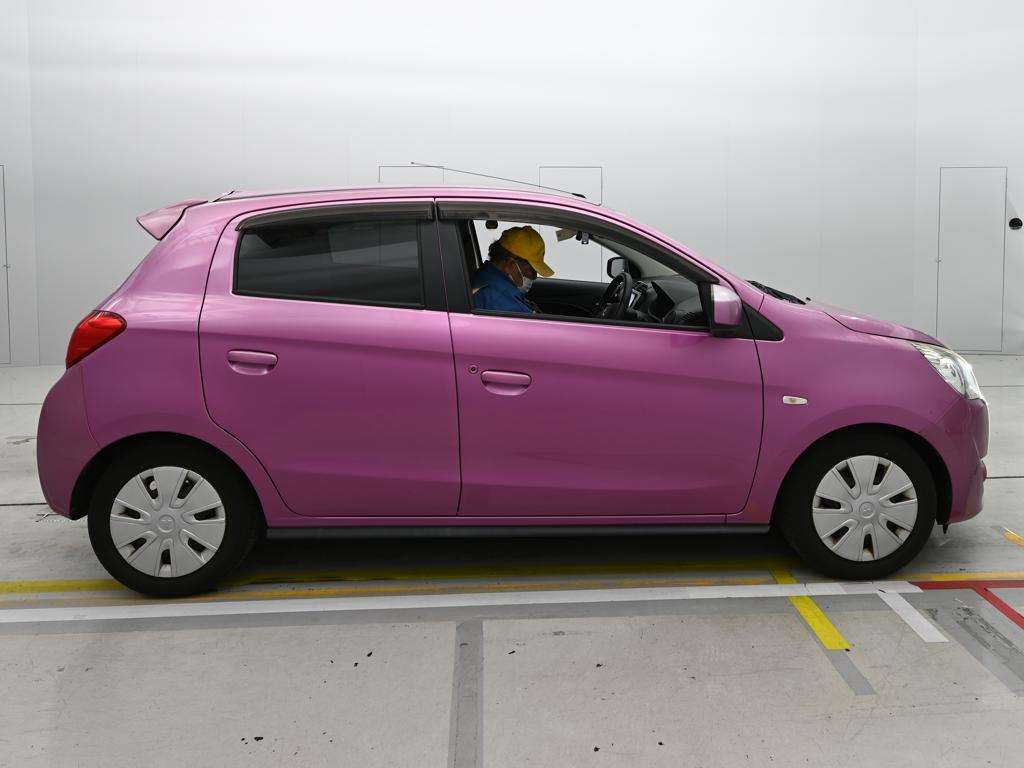 MITSUBISHI MIRAGE