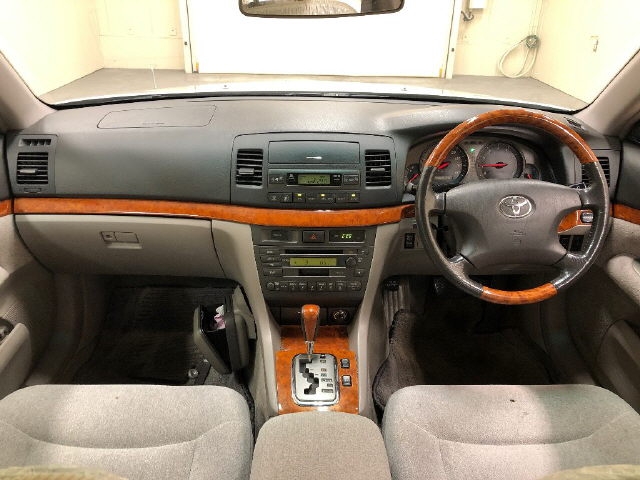 TOYOTA MARK II