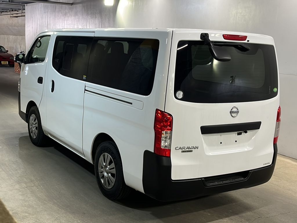 NISSAN NV350 CARAVAN