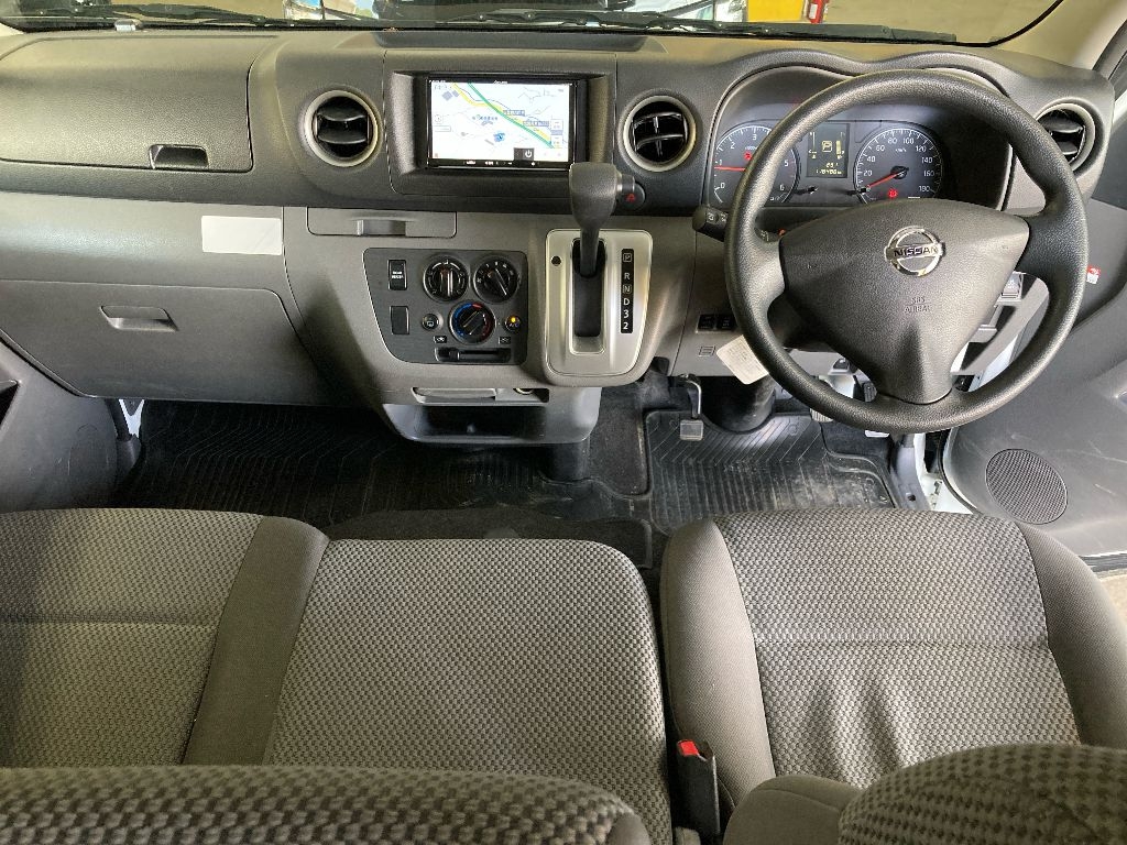 NISSAN NV350 CARAVAN