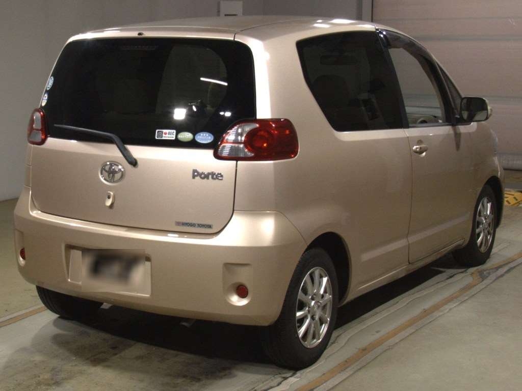 TOYOTA PORTE