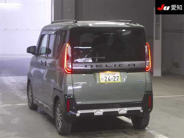 MITSUBISHI DELICA MINI