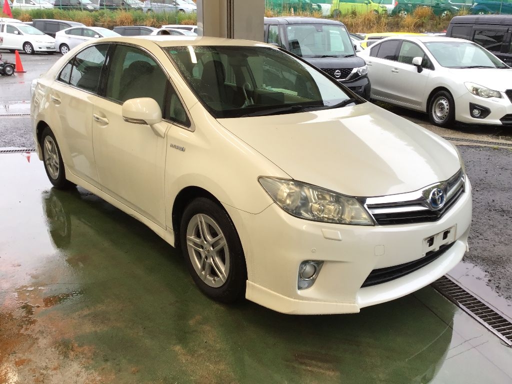 TOYOTA SAI