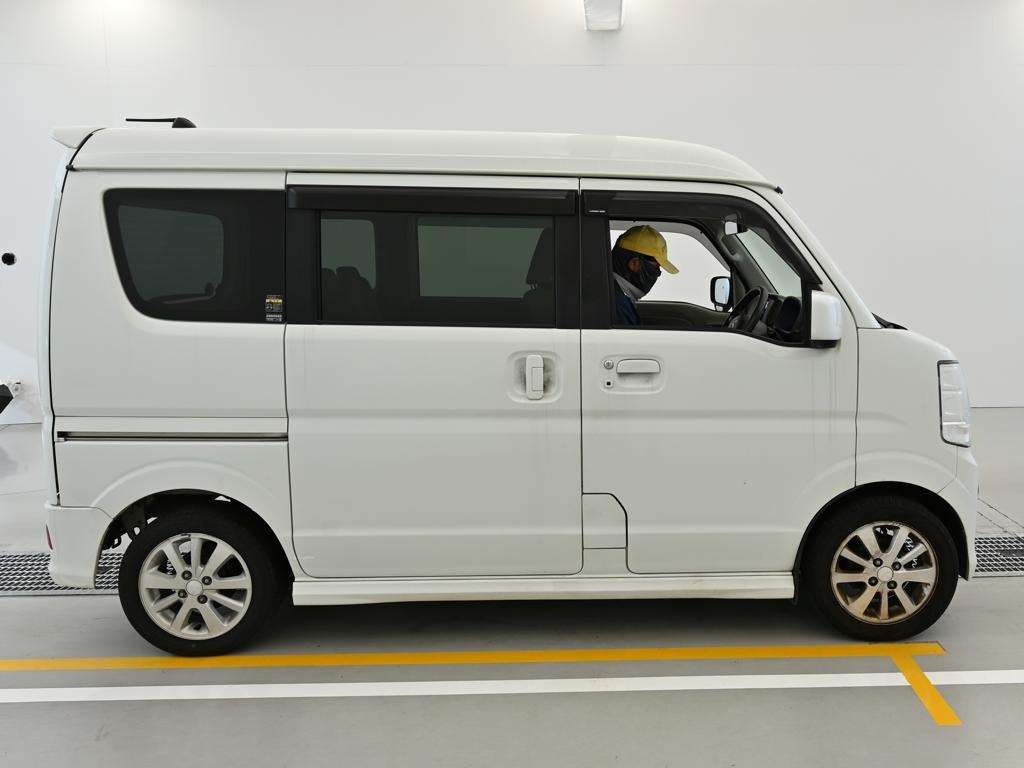 MITSUBISHI TOWN BOX
