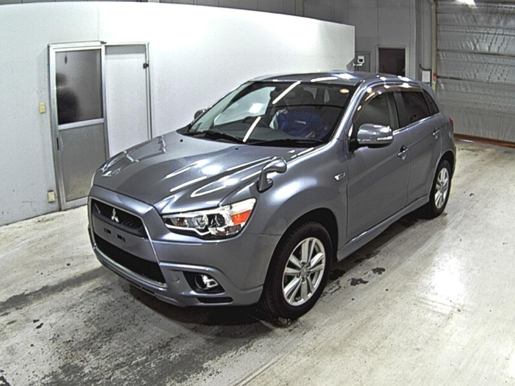 MITSUBISHI RVR